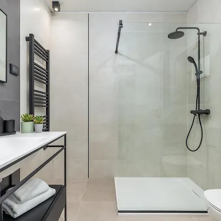 Vila Amazing Private With Outdoor Swimming Pool In *